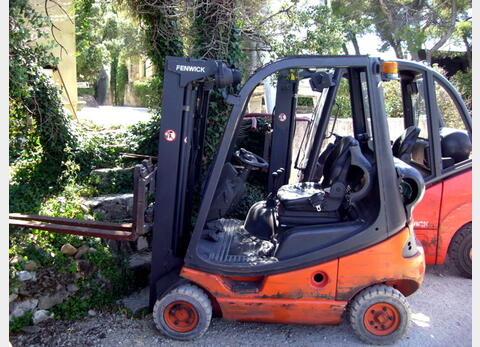 CHARIOT ELEVATEUR FENWICK H16T