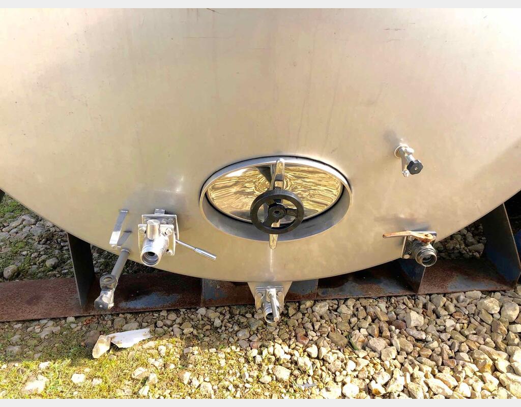 Stainless steel tank