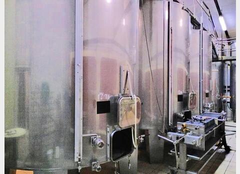 Stainless steel tank 170 HL (17 000 liters)