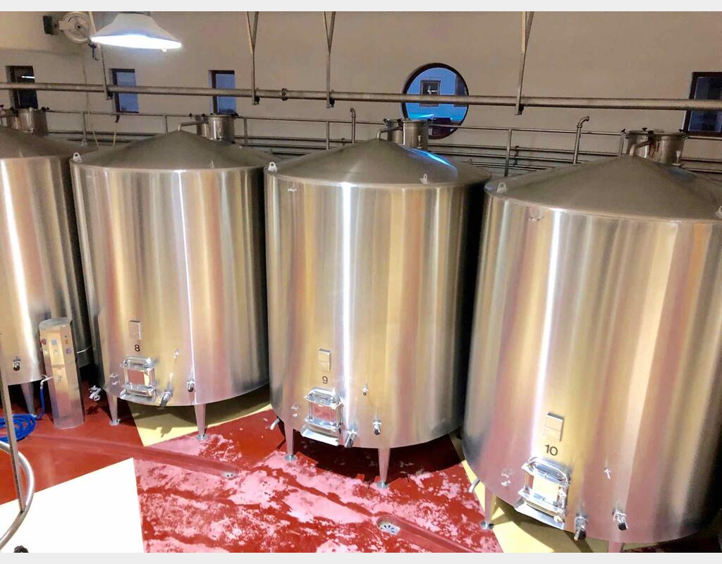 Stainless steel storage tank - With cooling plates - 02/22-5