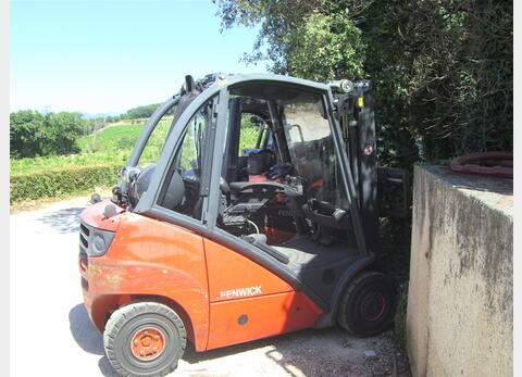 CHARIOT ELEVATEUR FENWICK H25T