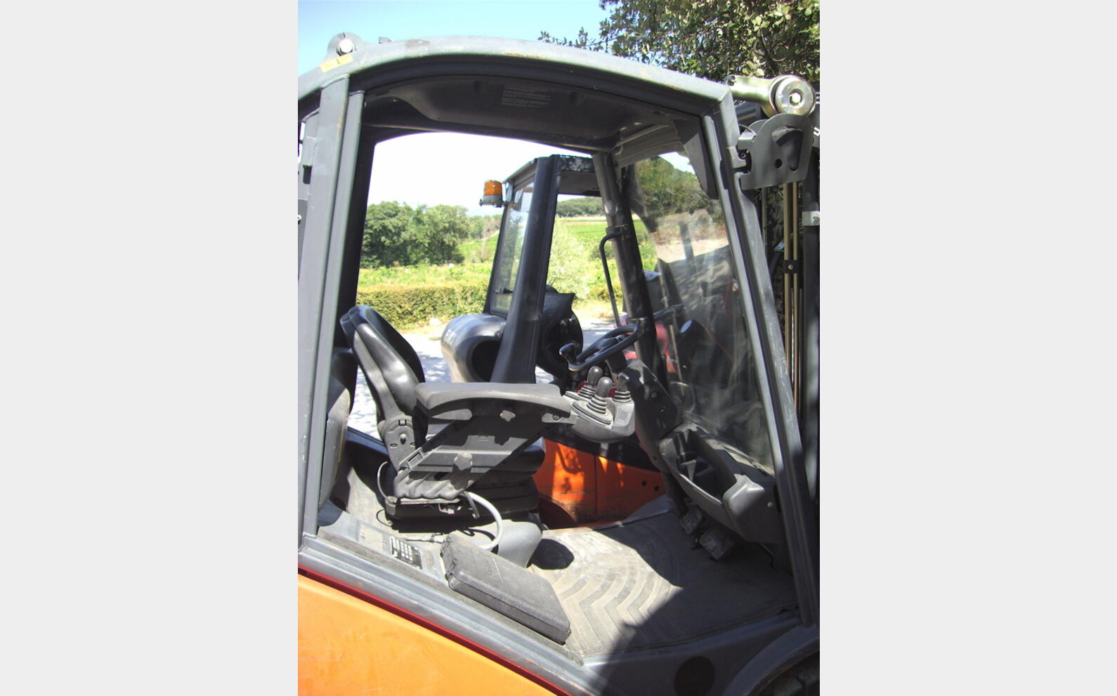 CHARIOT ELEVATEUR FENWICK H25T