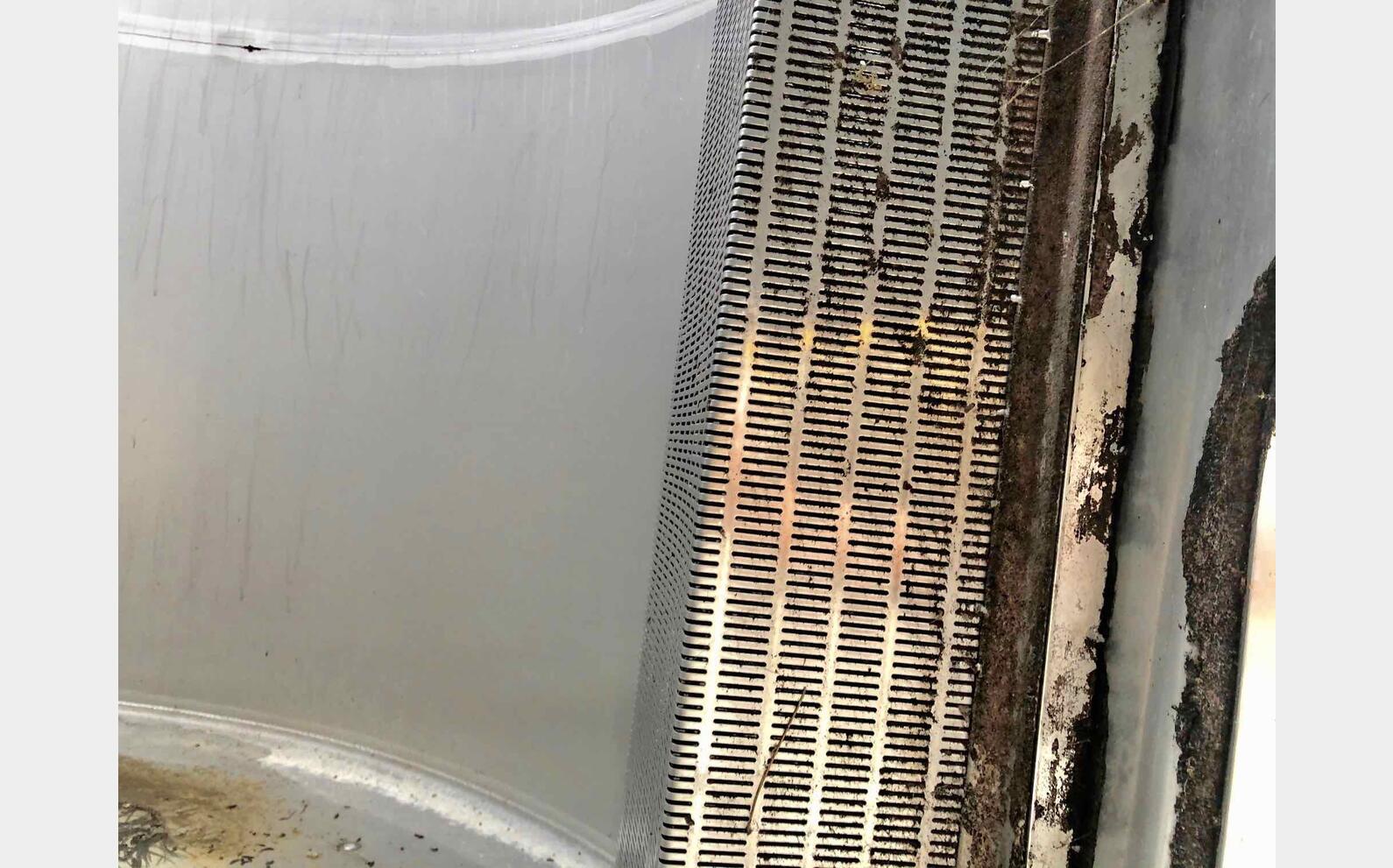 Cuve inox ferm&eacute;e 50 HL (5 000 litres)