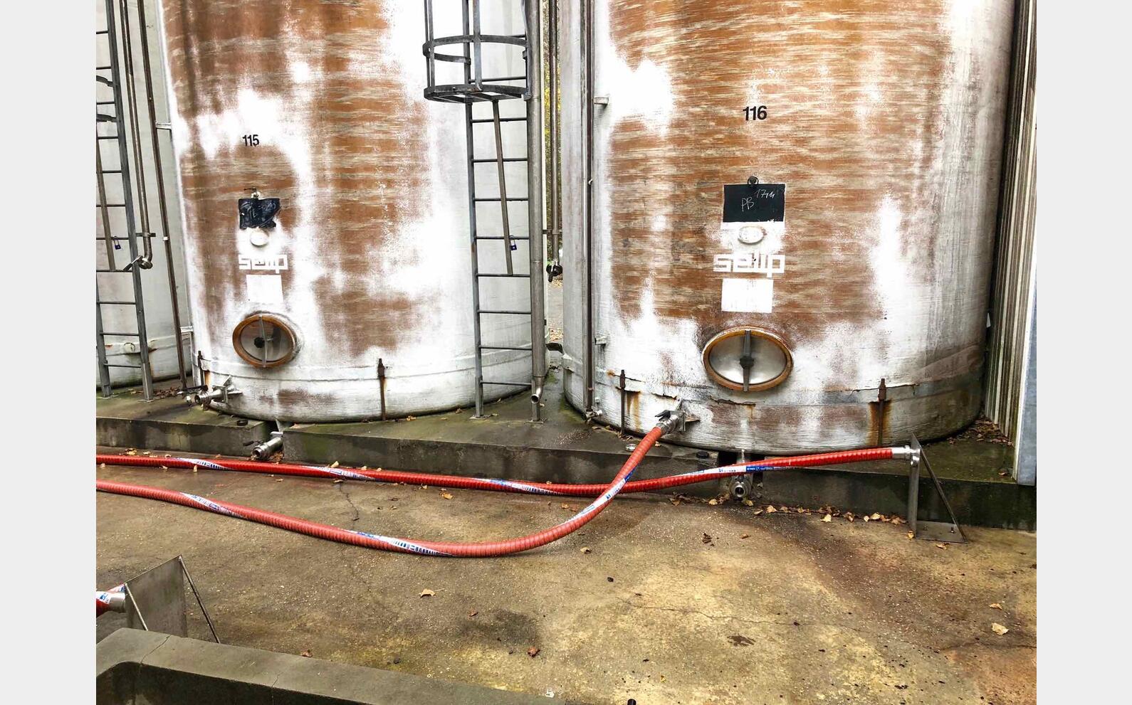 Vertical cylindrical fiber tank 700 HL (70 000 liters)