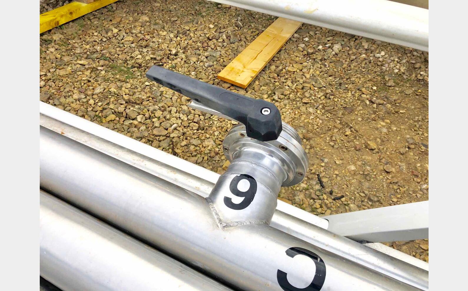 Stainless steel tube, valves