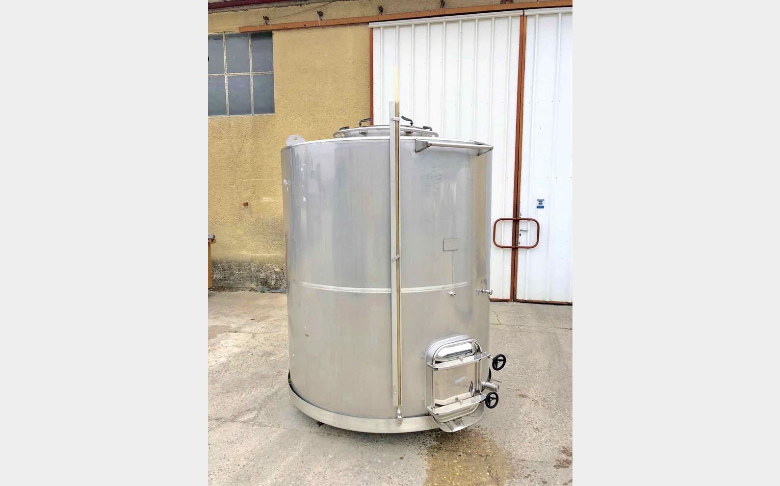 Stainless steel tank 50 HL (5 000 liters)