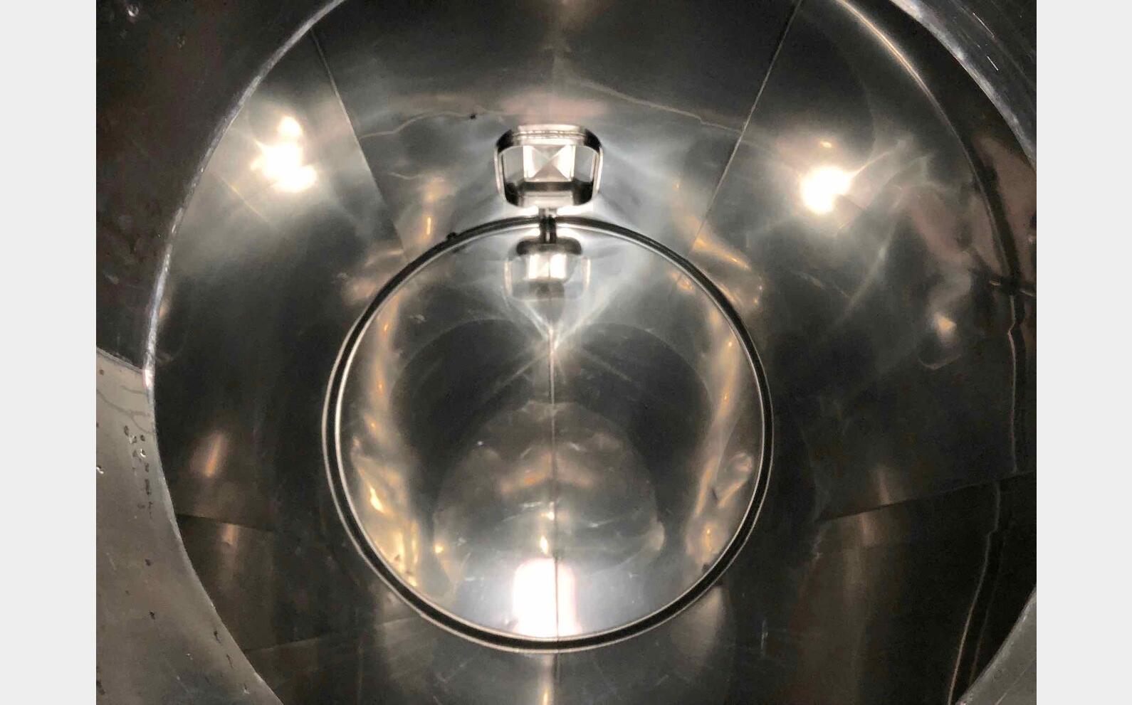 Cuve inox sur pieds 100 HL (10 000 Litres) ALLIANCE INOX