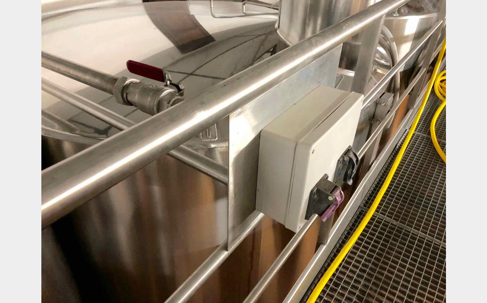 Stainless steel gateway