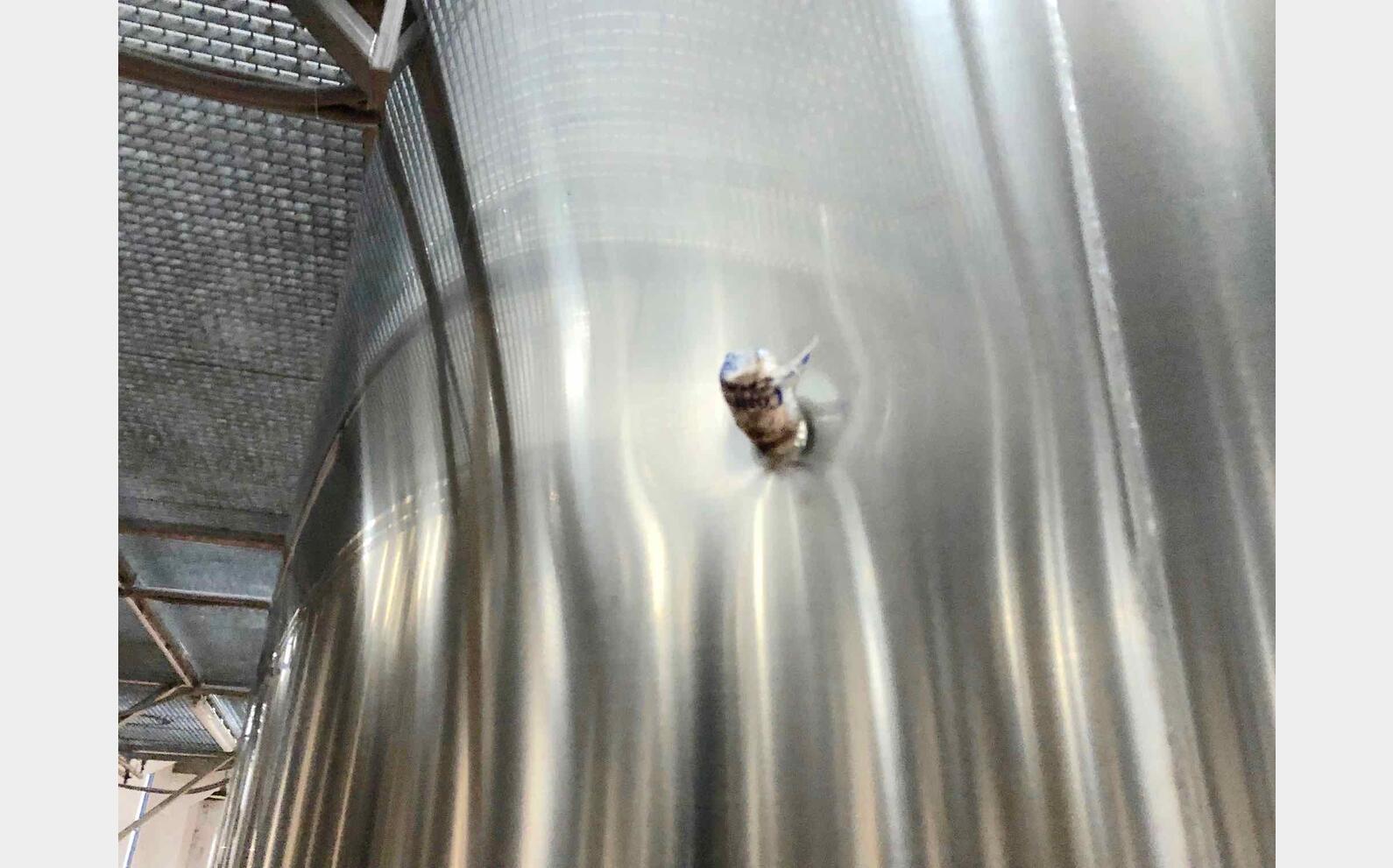 Stainless steel tank on feet 100 HL (10 000 Liters) ALLIANCE INOX