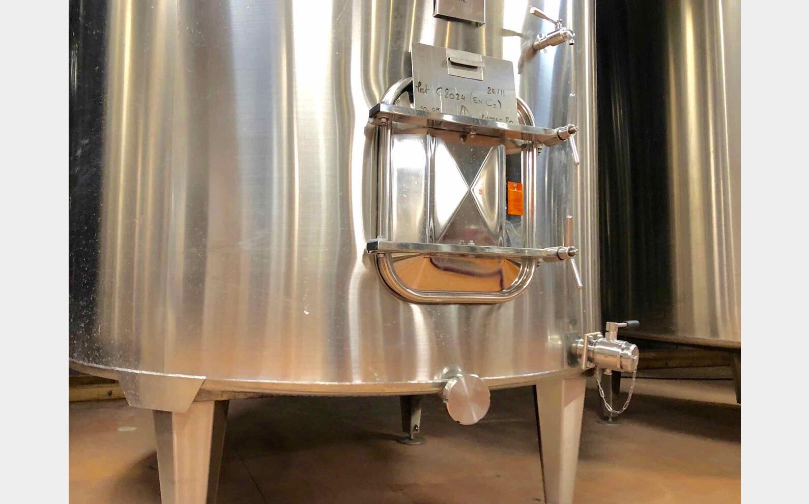 Cuve inox - Avec drapeaux 100 HL (10 000 litres) ALLIANCE INOX