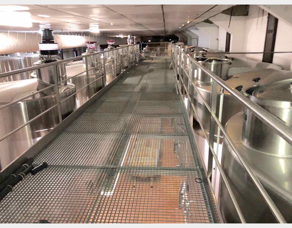 Stainless steel gateway