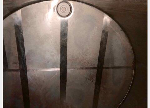 Stainless steel tanks - Flat bottom