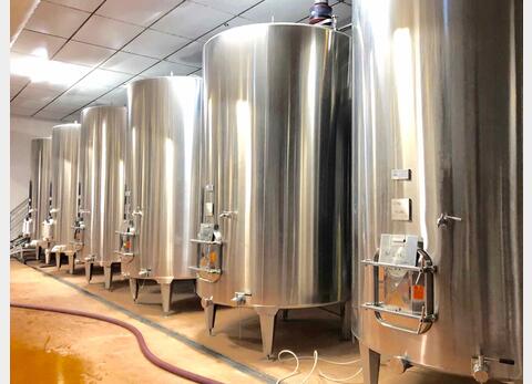 Stainless steel tank on feet 100 HL (10 000 Liters) ALLIANCE INOX