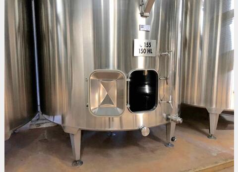 Stainless steel tank on feet - 04/22-3 - With cooling plates