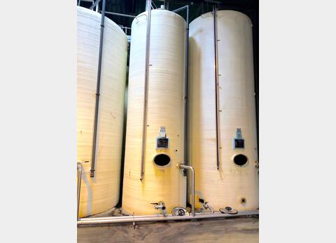 Fiber tank - Bombed background 150 HL (15000 liters)