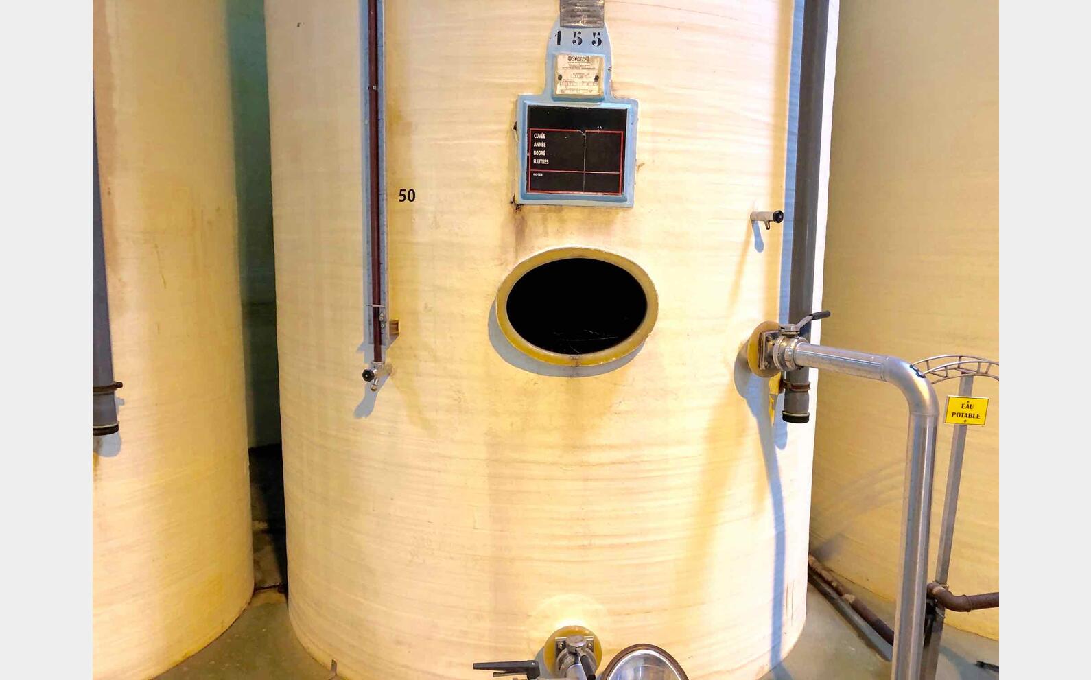 Cuve fibre - Fond bomb&eacute; 200 HL (20000 litres)