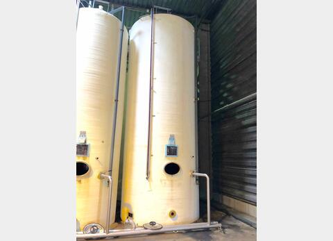 Fiber tank - Bombed background  250 HL (25000 liters)