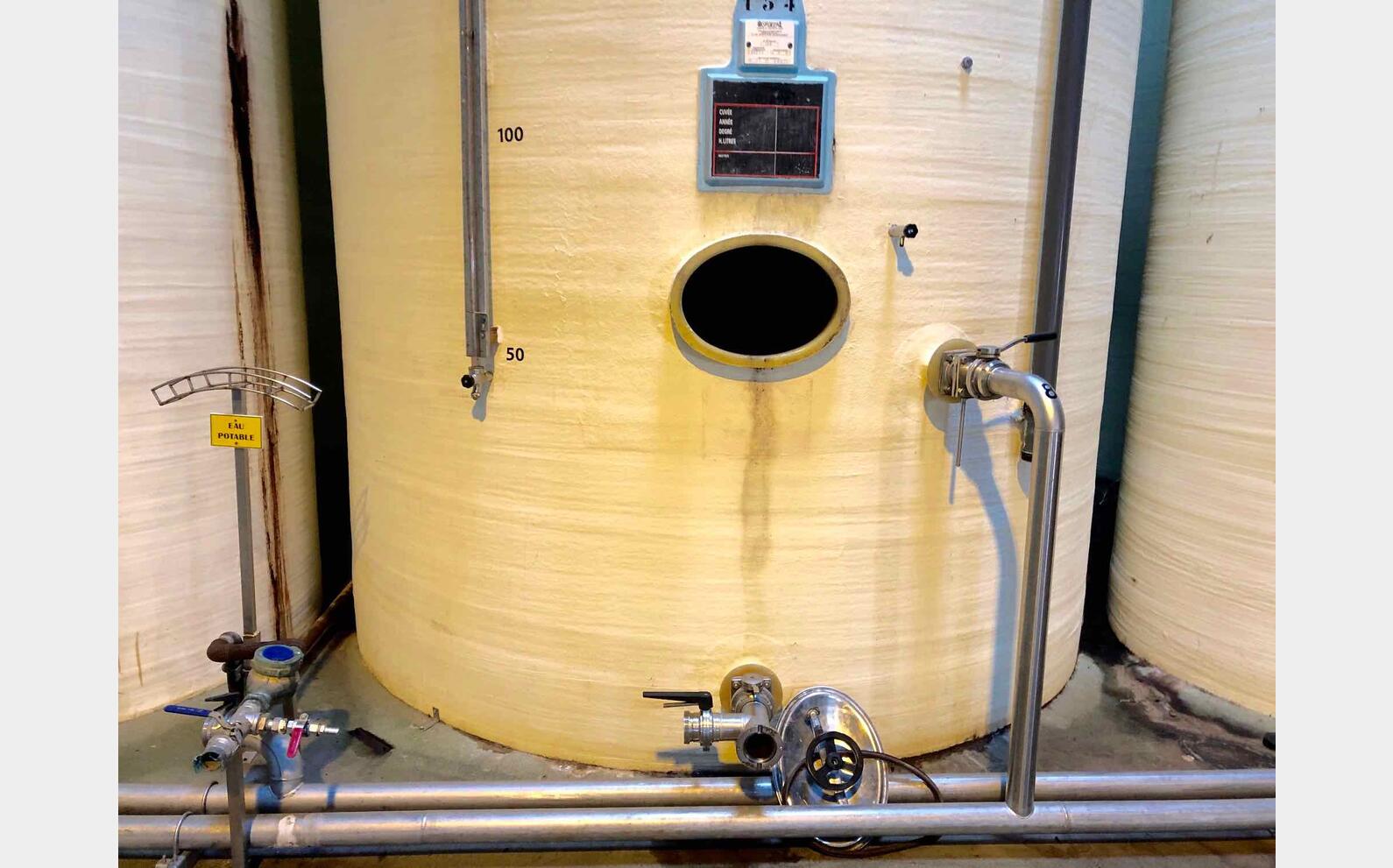 Cuve fibre - Fond bomb&eacute; 400 HL (40000 litres)