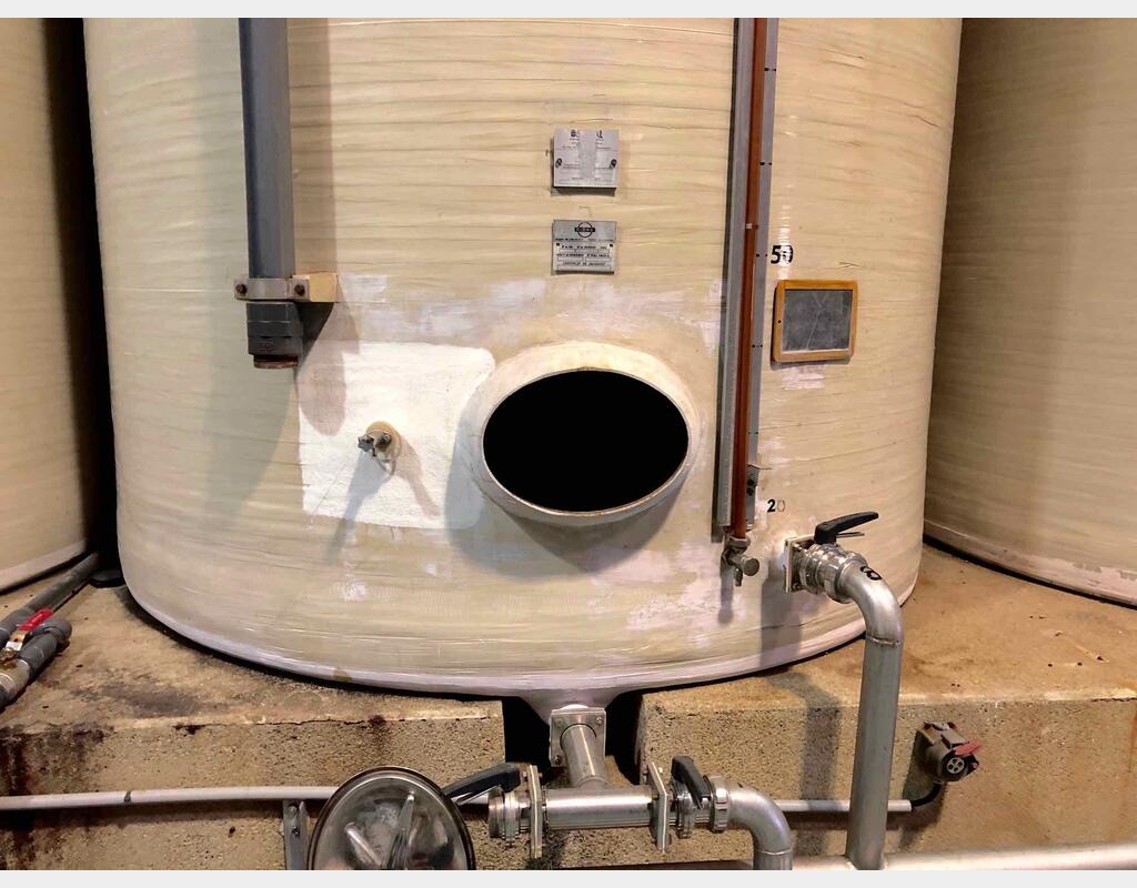 Cuve fibre cylindrique verticale - fond plat