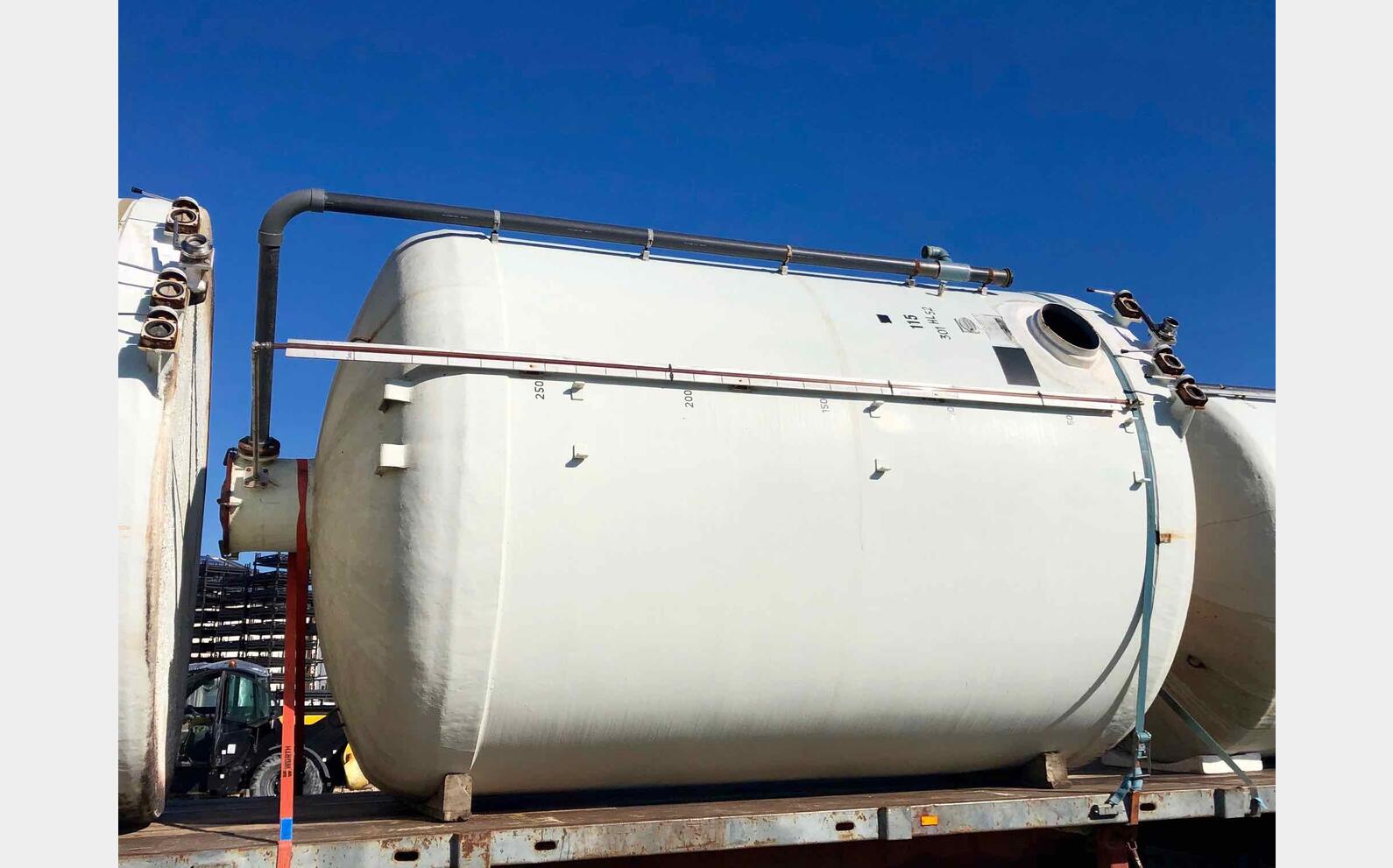 Cuve fibre cylindrique 300 HL (30000 litres) MIROIR BRAUTHITE SODIPIA