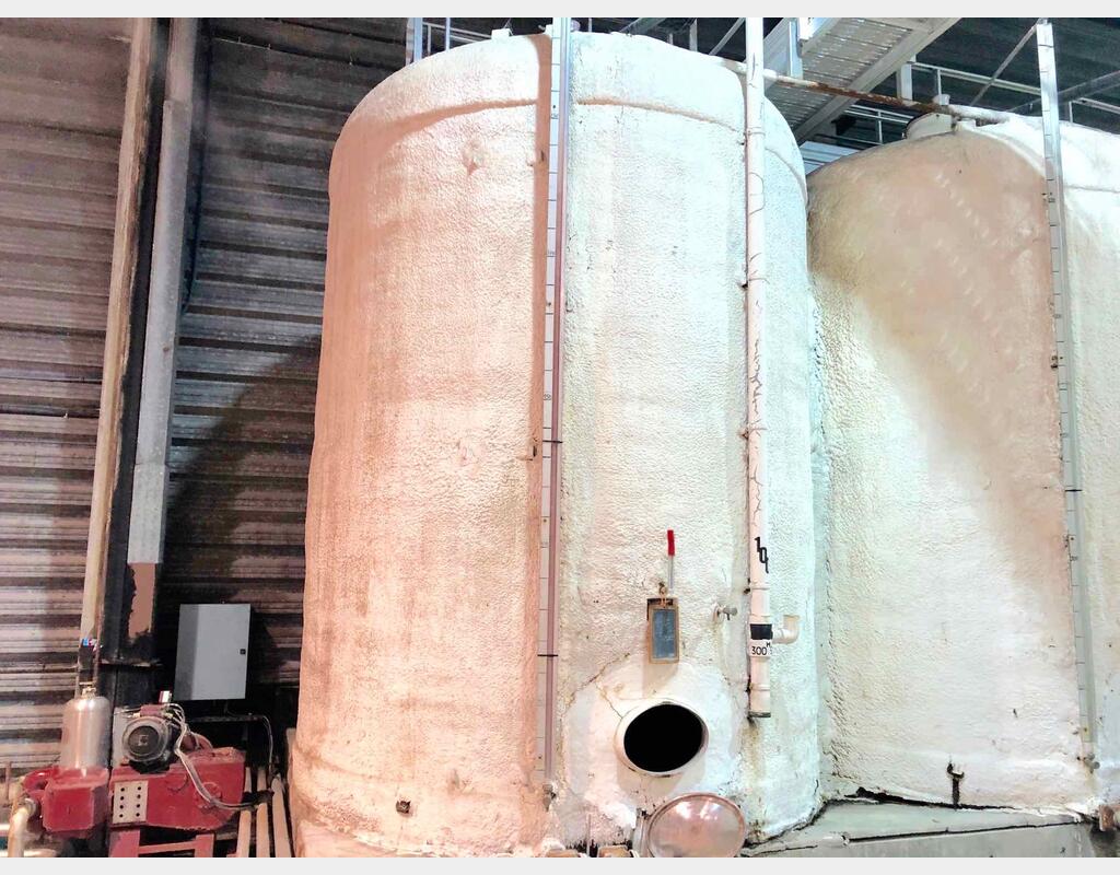 Vertical cylindrical fibre tank - Insulated flat bottom