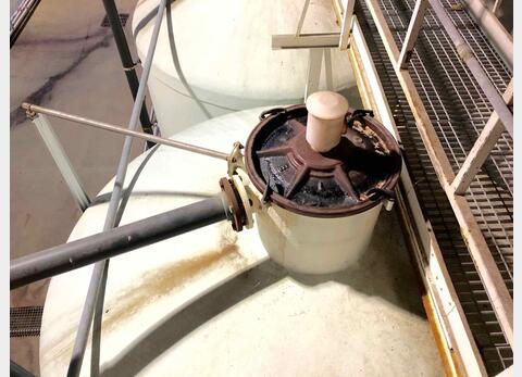 Cuve fibre cylindrique 300 HL (30000 litres) MIROIR BRAUTHITE SODIPIA