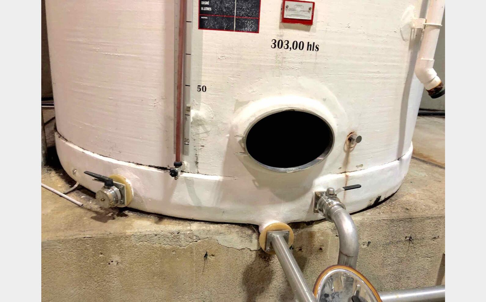 Vertical cylindrical fiber tank 300 HL (30000 liters)