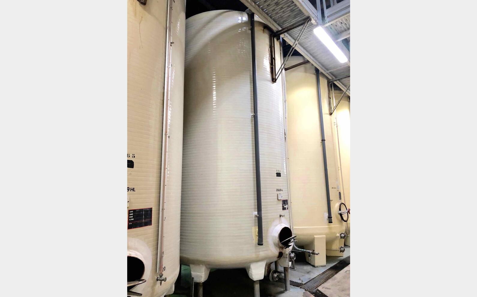Cylindrical fibre tank 250 HL (25000 liters)