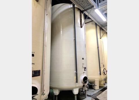 Vertical cylindrical fibre tank - On feet