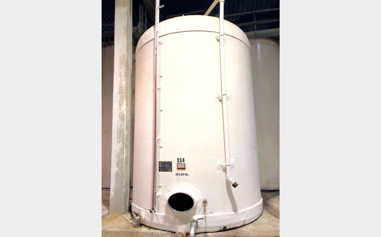Cuve fibre - Fond plat 300 HL (30000 litres)