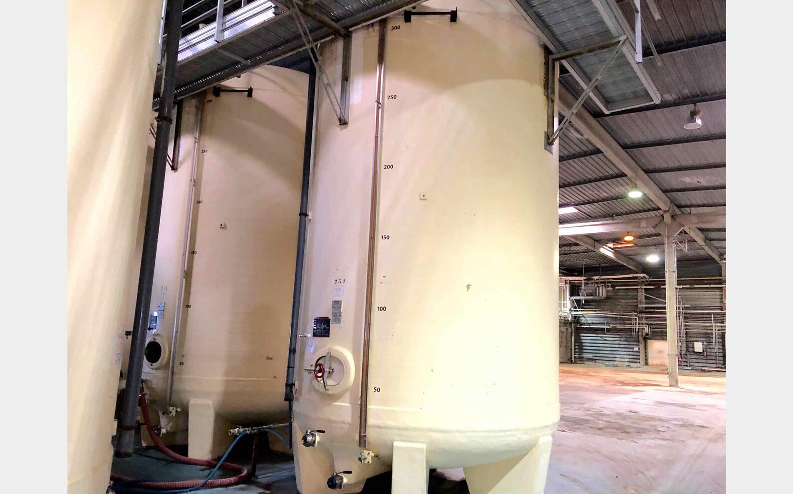 Cuve fibre cylindrique 350 HL (35000 litres)