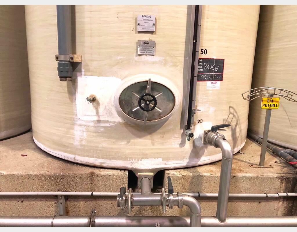Cuve fibre cylindrique verticale - fond plat