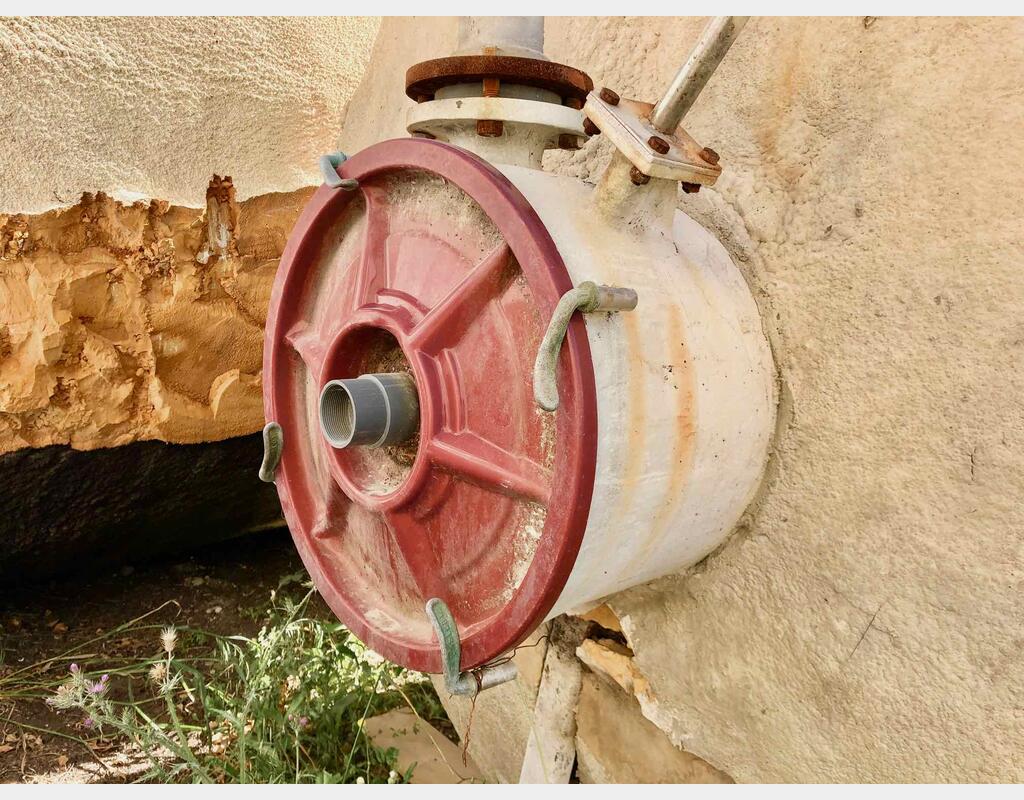 Vertical cylindrical fibre tank - Insulated flat bottom