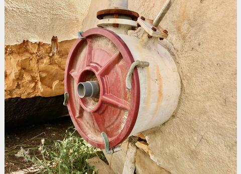 Vertical cylindrical fibre tank - Insulated flat bottom