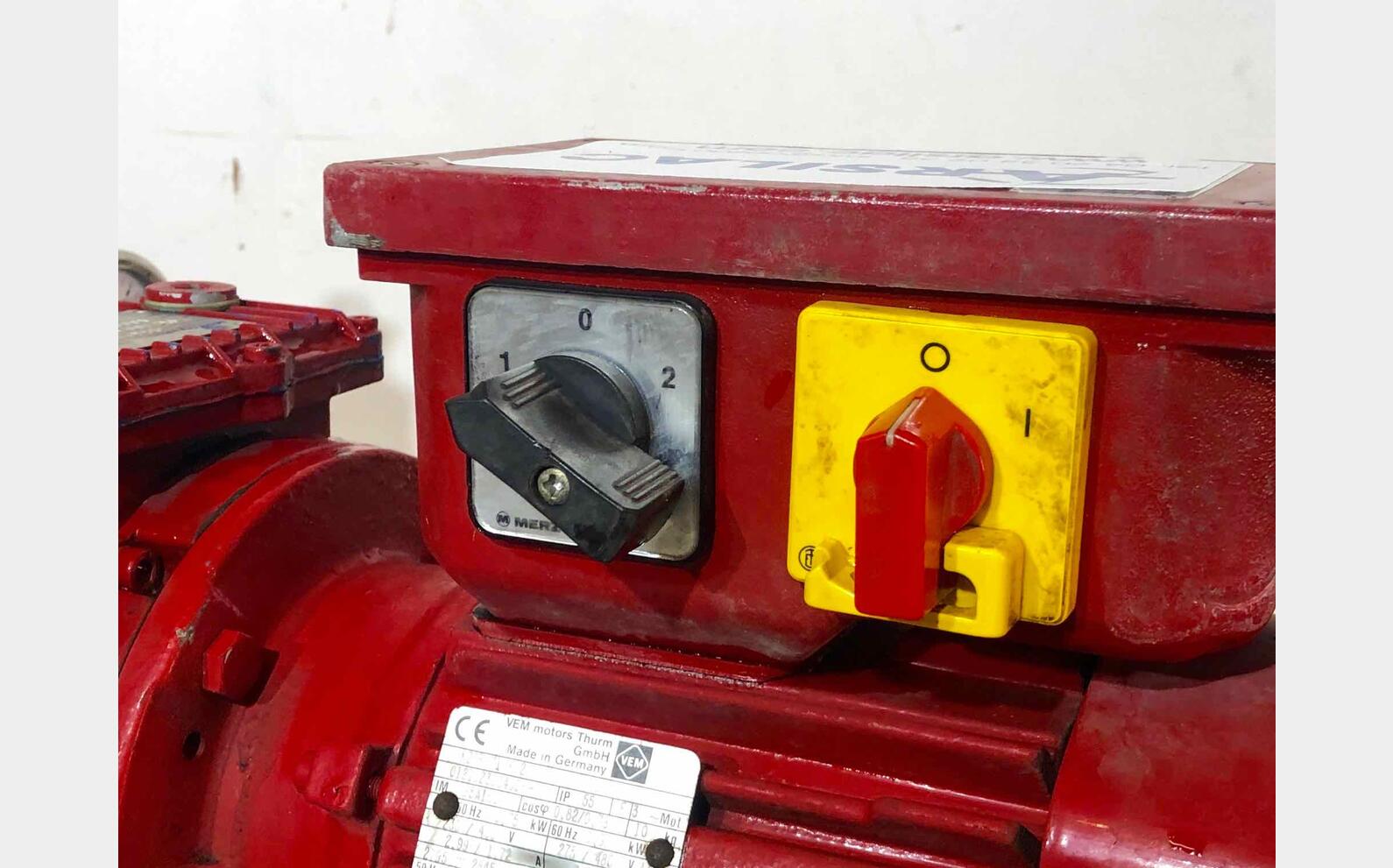 Pompe &agrave; impulseur