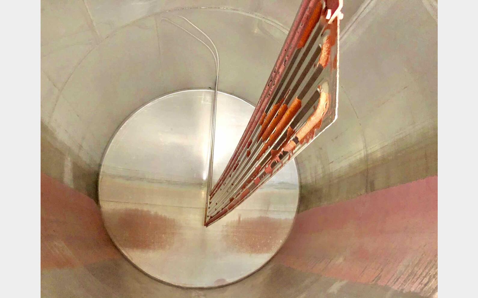Stainless steel tank - With cooling plates 170 HL (17 000 liters)