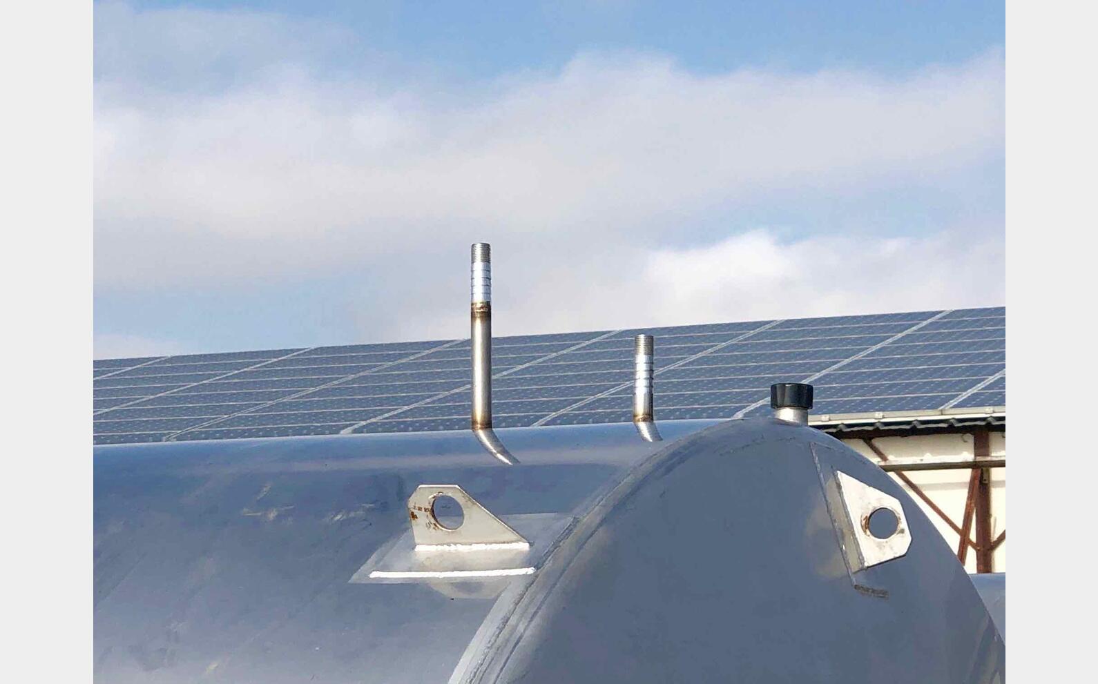 Stainless steel tank - With cooling plates 170 HL (17 000 liters)