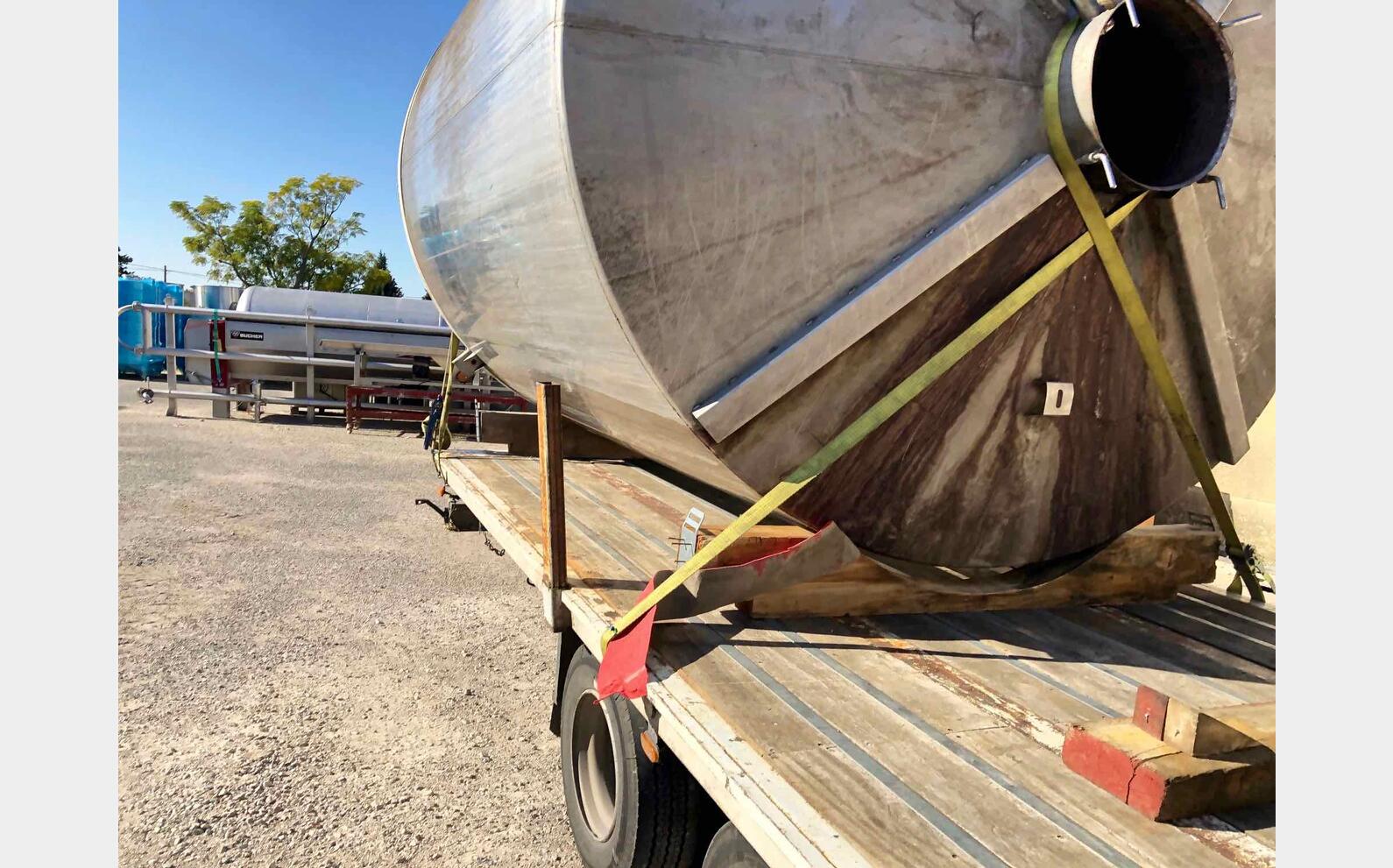 Cuve inox 200 HL (20 000 Litres)