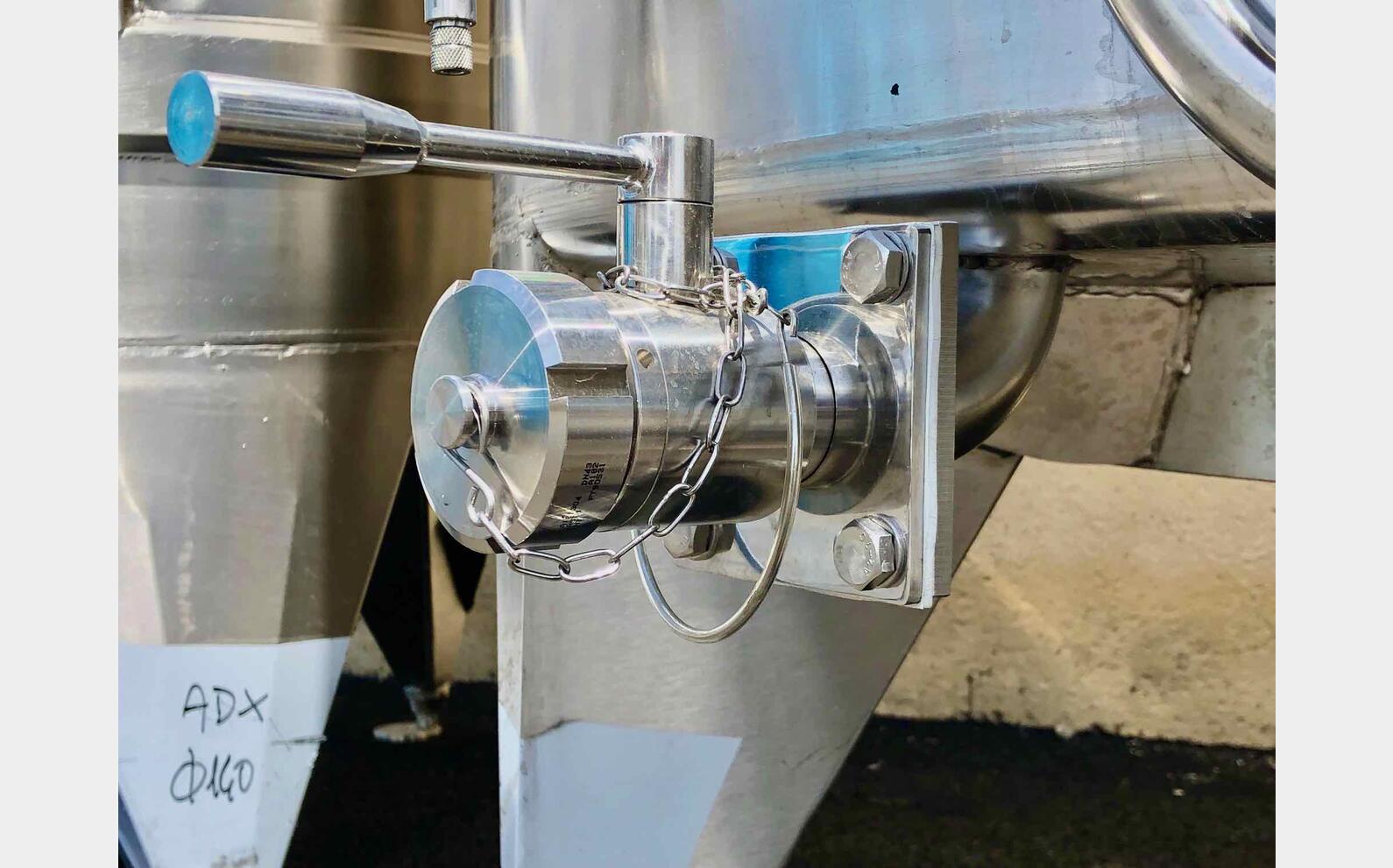 Cuve inox 304 - Circuit serpentin 33.5 HL (3 350 litres) ARSILAC