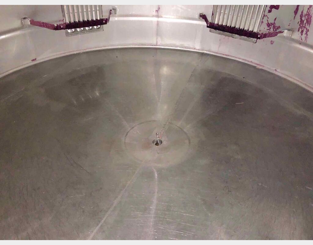 Stainless steel tank