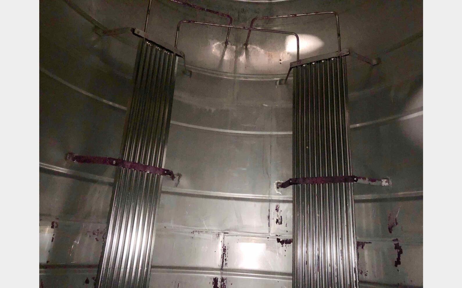 Stainless steel tank 280 HL (28 000 Liters)
