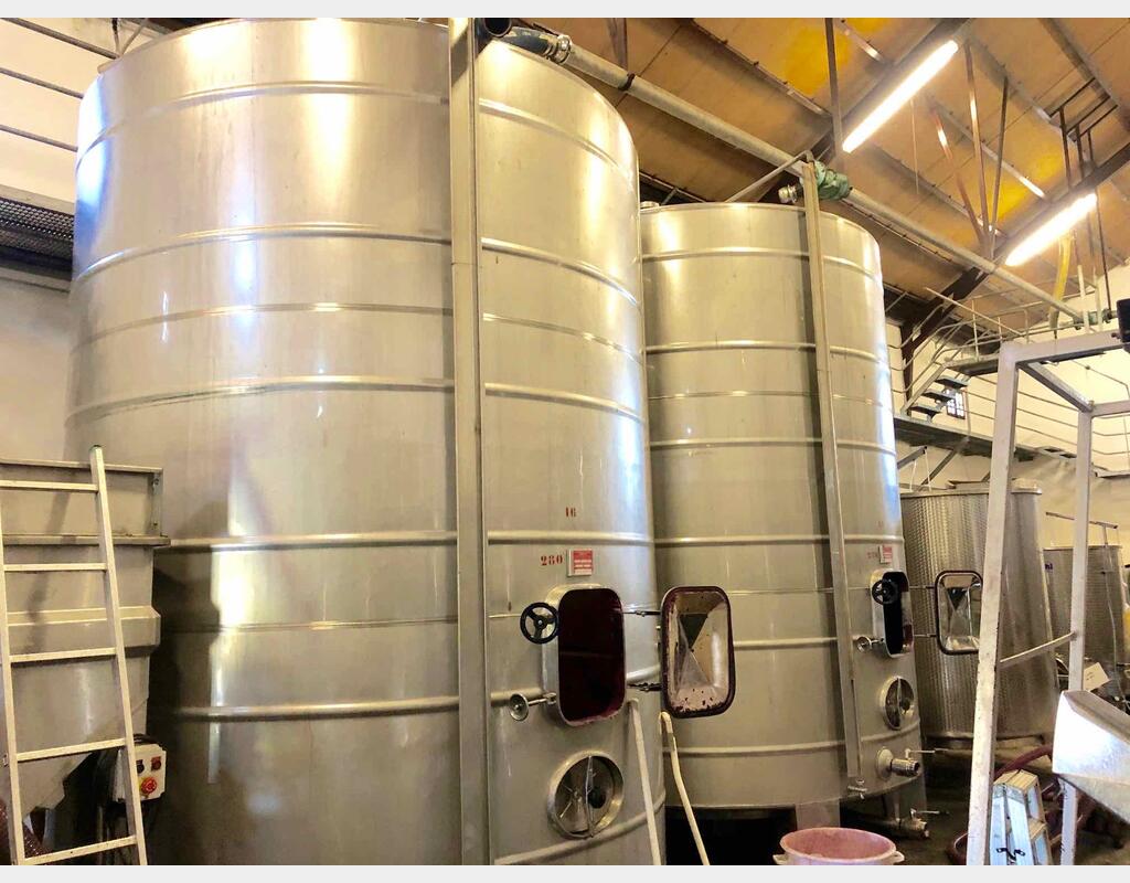Stainless steel tank