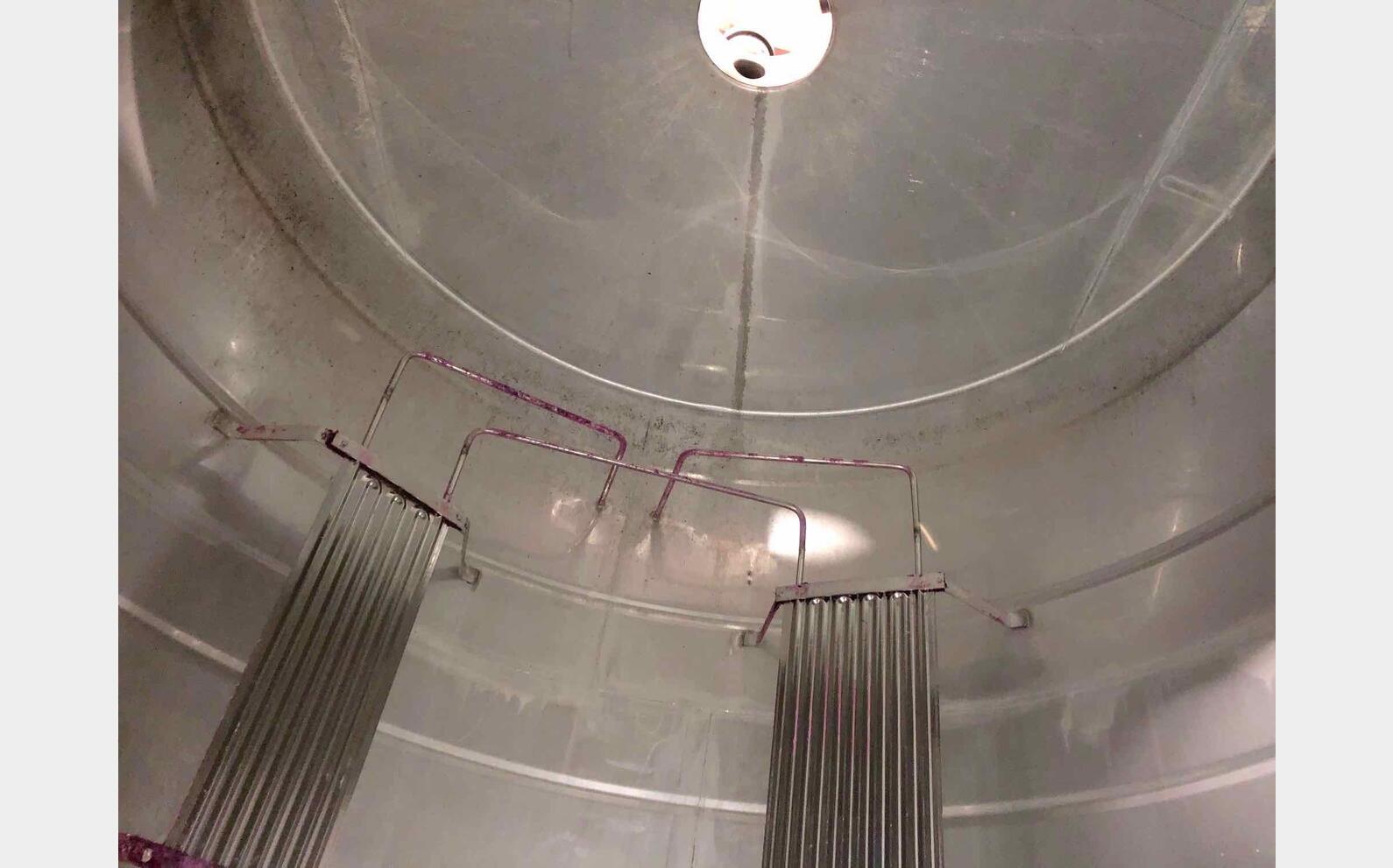 Stainless steel tank 280 HL (28 000 Liters)