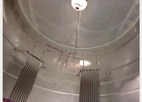 Stainless steel tank 280 HL (28 000 Liters)