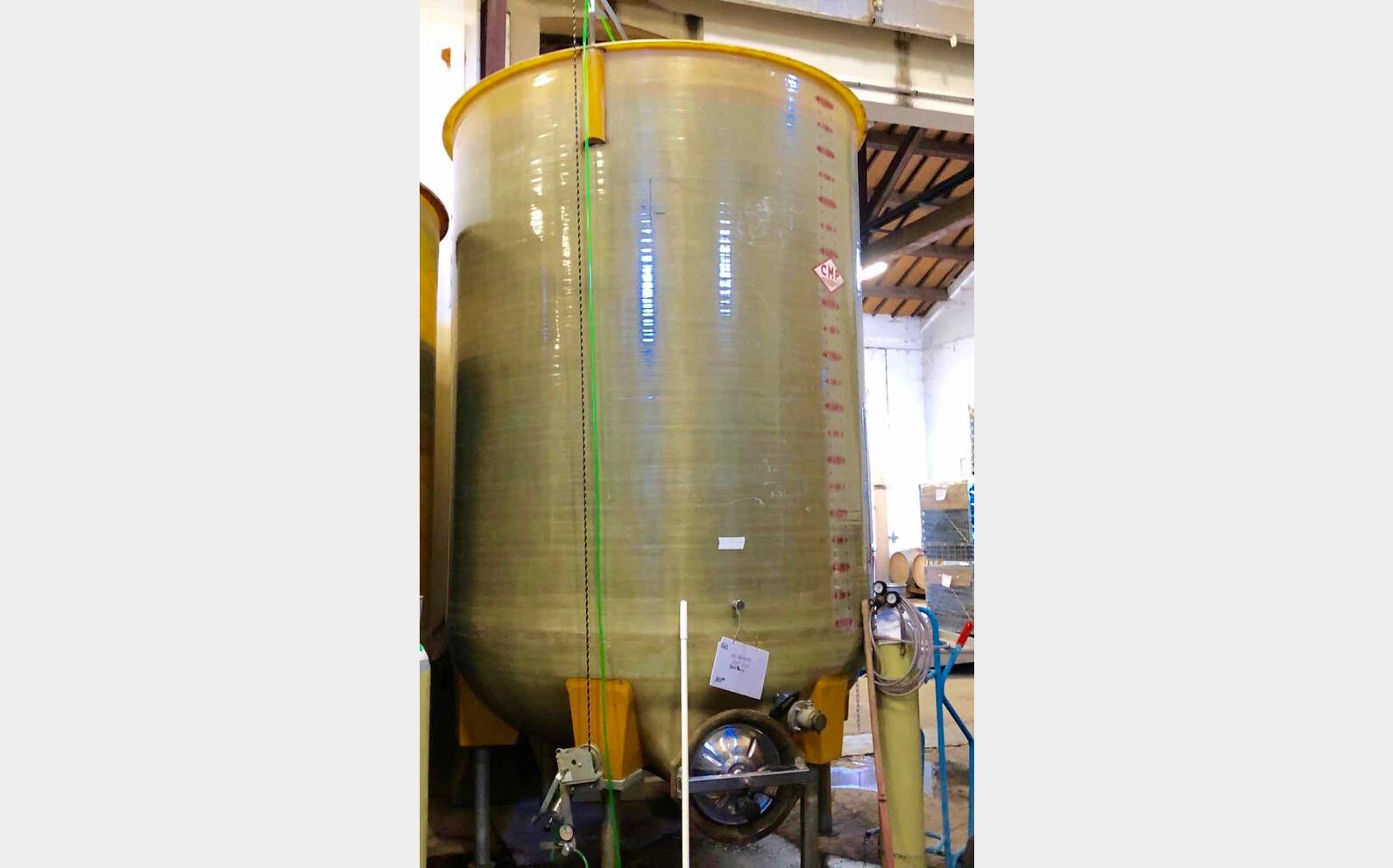 Fibreglass tank 120 HL (1 200 liters)