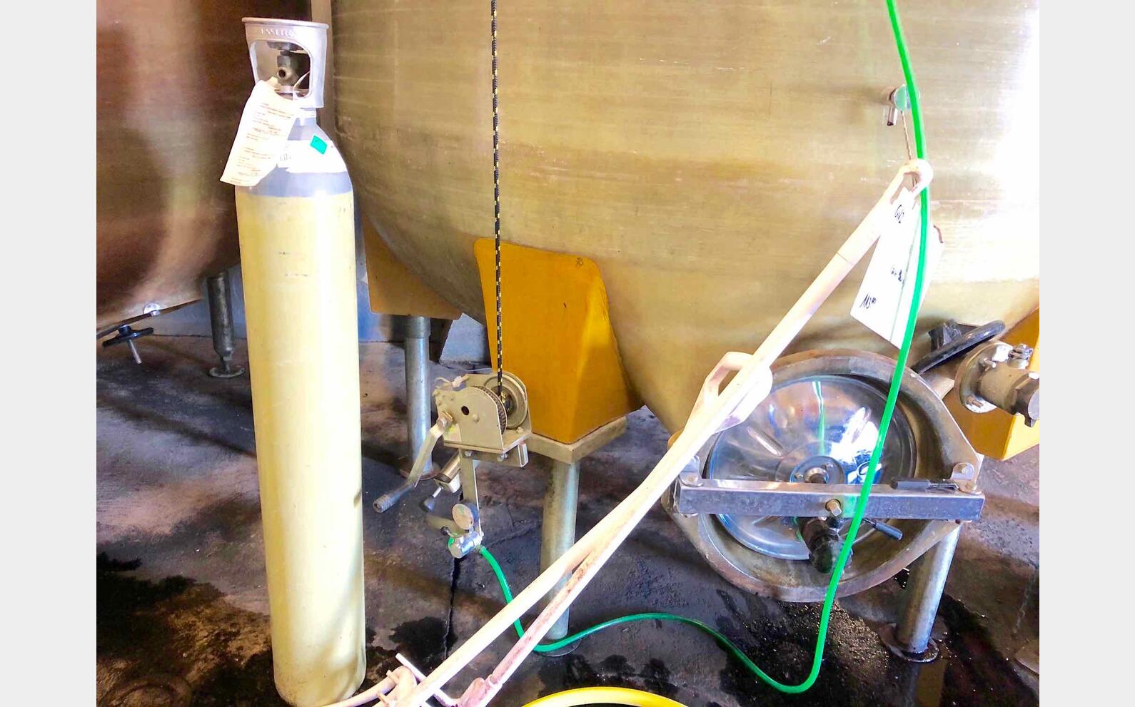 Cuve fibre de verre 120 HL (12 000 litres)