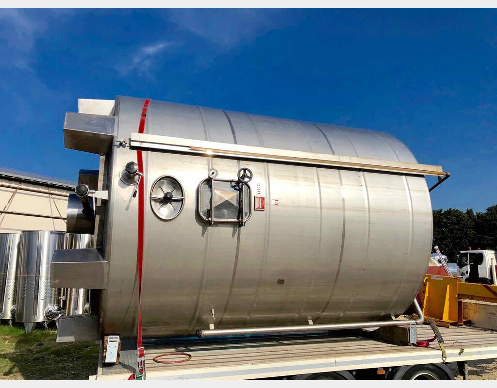 Cuve inox 280 HL (28 000 litres)