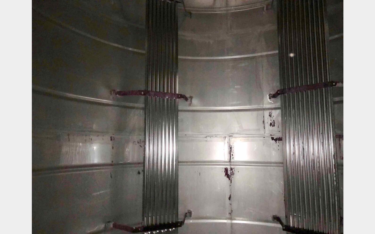 Cuve inox 280 HL (28 000 litres)