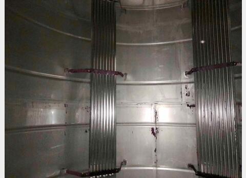 Cuve inox 280 HL (28 000 litres)