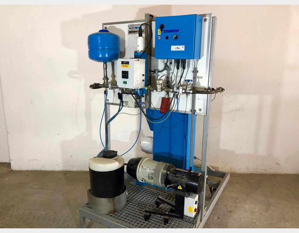 Packaging machine - For water bladder